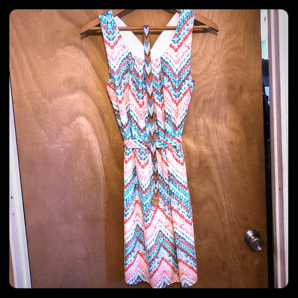 Ladies size L, sleeveless, v neck dress